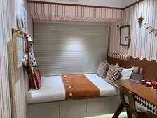 地铁口横厅大四房 楼层好 采光佳